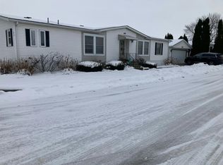 64 Maple Ln #MR64, Manteno, IL 60950