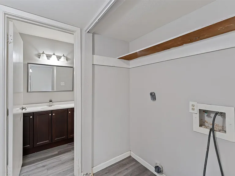 4154 Belle Park Dr — Photo 12