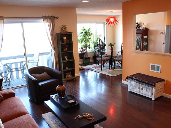 Sitting Room Main Level