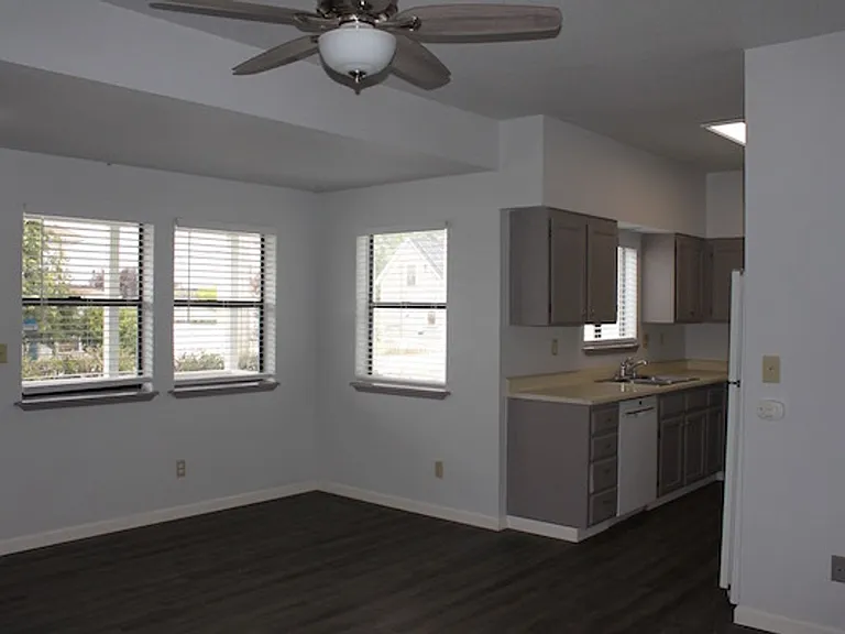 1303 I St — Photo 5