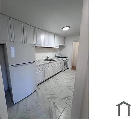 2924 Southern Ave SE — Photo 6