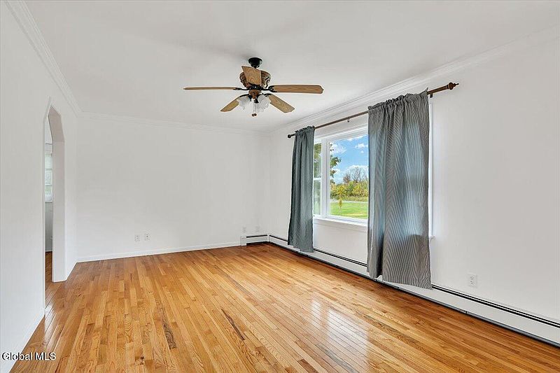 5th image of 508 McKnight Road