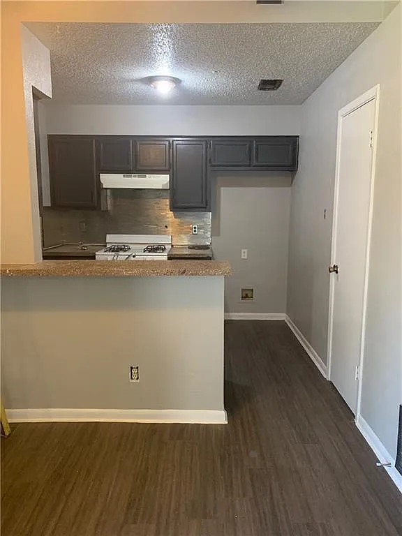 2 bed, 2.0 bath, 950 sqft, $1,750 — Photo 4