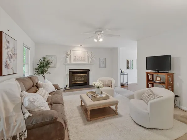 42 Cliftwood Rd, Palmyra, VA 22963