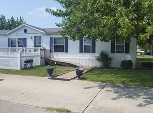 1231 Brookfield Dr, Decatur, IL 62521