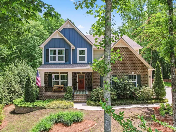 1328 Huntcliff Dr, Waxhaw, NC 28173