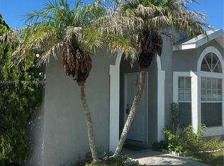2399 Harbor Town Dr, Kissimmee, FL 34744