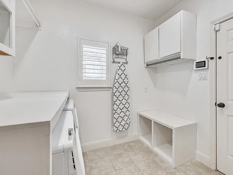 2632 Skinner Dr — Photo 32