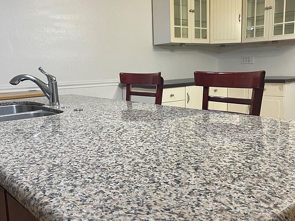 4th image of 2486 Pocatello Ave