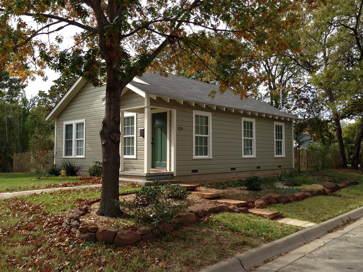 1 bed, 860 sqft, $1,550 — Photo 1
