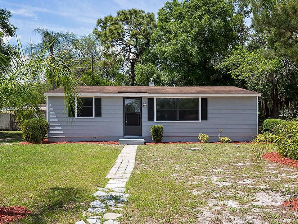 1st image of 2100 Lake Dr