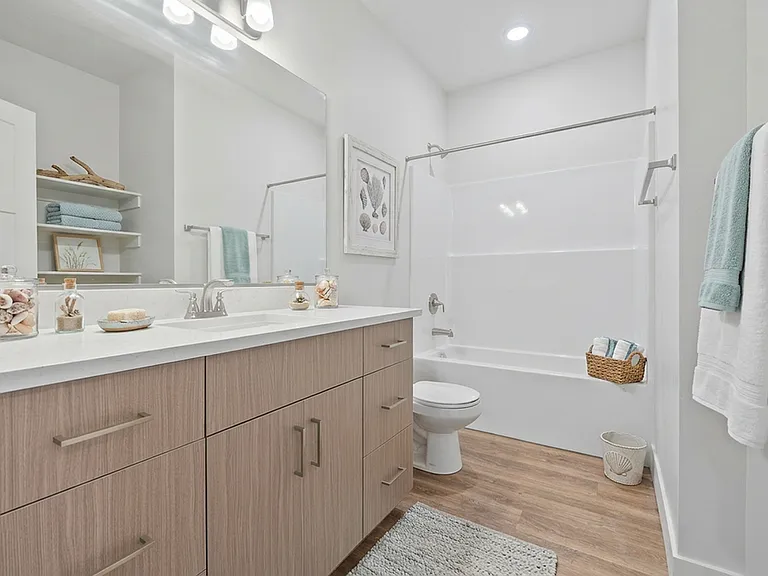 661 Brezza Dr — Photo 4