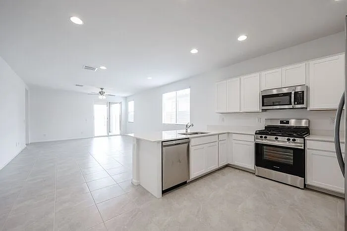 12785 W Levi Dr — Photo 8