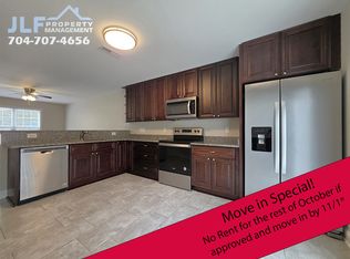 420 Balfour Dr, Salisbury, NC 28147