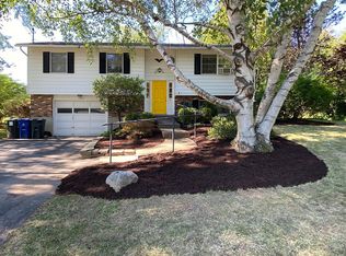 122 Burleigh Dr, Ithaca, NY 14850