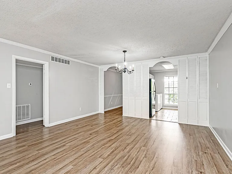 10426 Jefferson Hwy #H — Photo 4