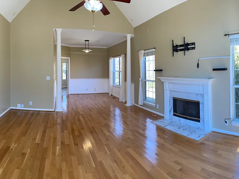 1241 Summer Haven Cir — Photo 4