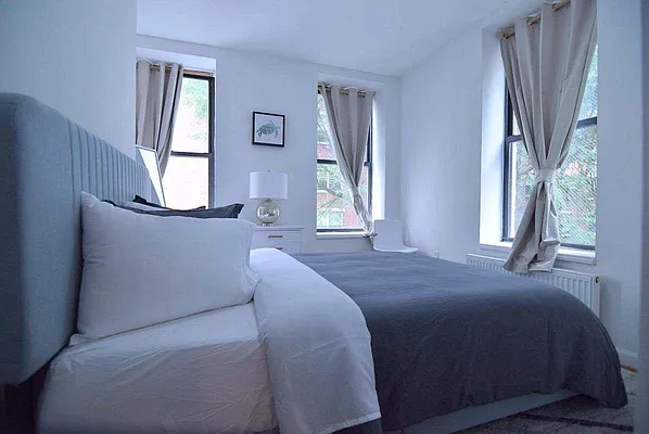 Rented by Safdie Realty Group | media 46