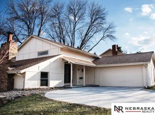 1435 S 136th St, Omaha, NE 68144