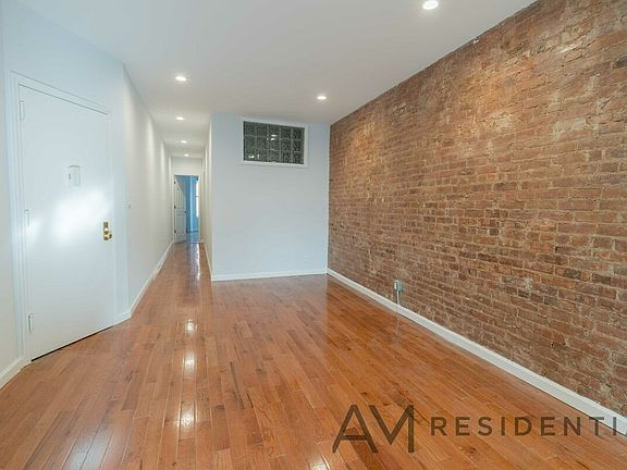 3rd image of 506 11th St #Iil