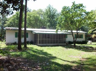 58 Oakridge Cir, Swainsboro, GA 30401