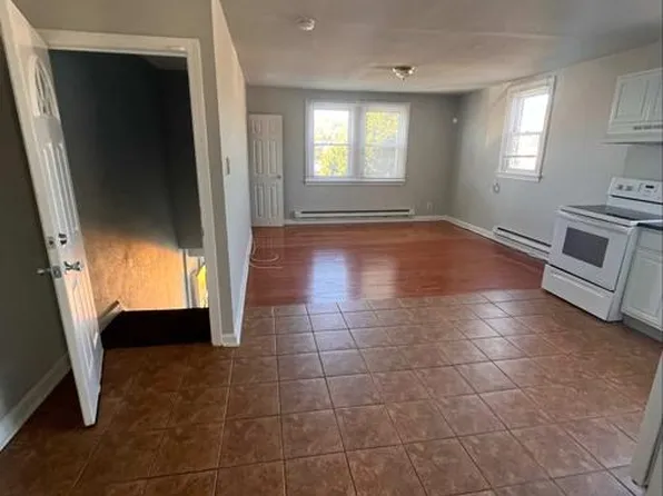 5457 Erdrick St #A, Philadelphia, PA 19124