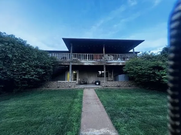 24 Lakeview Acres Dr #14A, Elwood, NE 68937