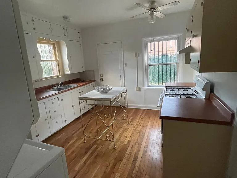 2801 Aurora Ave #C — Photo 6