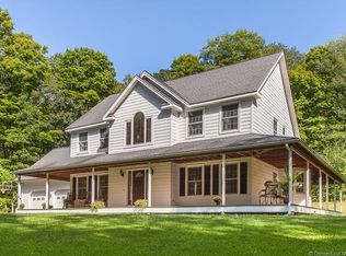 304 Wooding Hill Rd, Bethany, CT 06524