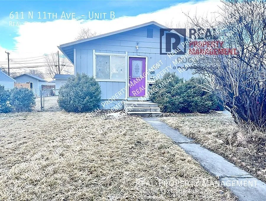 2 bedroom 1 bath - Basement apartment — Photo 1