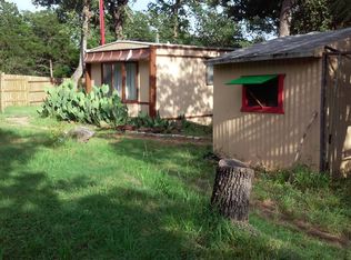 152 Chippewa Trl, Smithville, TX 78957