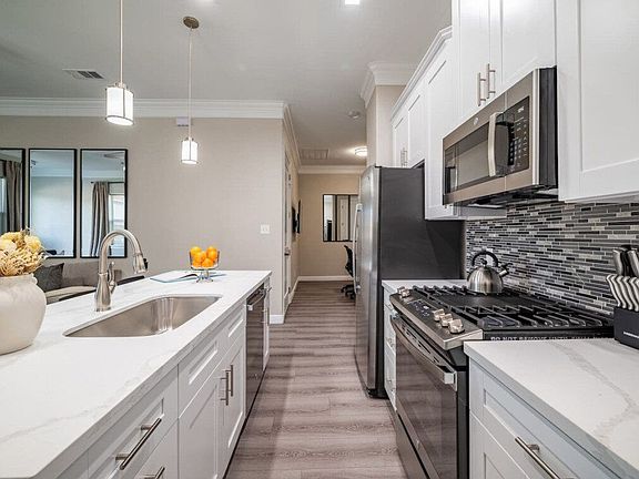 4th image of 11630 Ogunnowo Ln