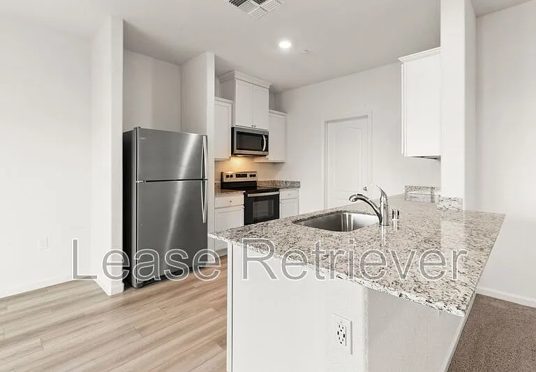 3461 Sina Ct — Photo 3