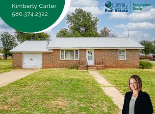 822 S Sheb Wooley Ave, Erick, OK 73645