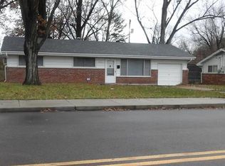 2412 Berwyn Dr, Saint Louis, MO 63136