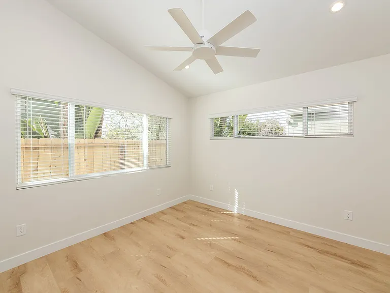 1619 S Ditmar St #2 — Photo 16