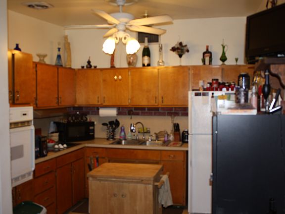 5th image of 1711 Beatrice Dr