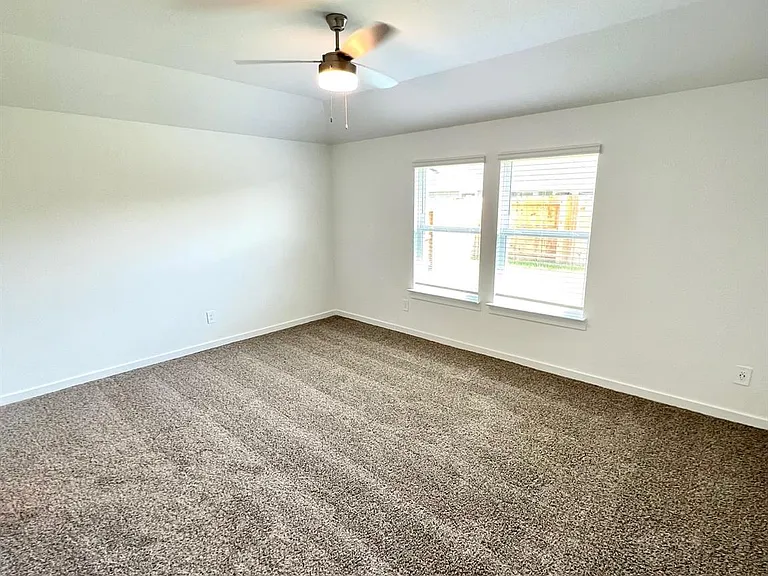 1631 Solana Dr — Photo 7