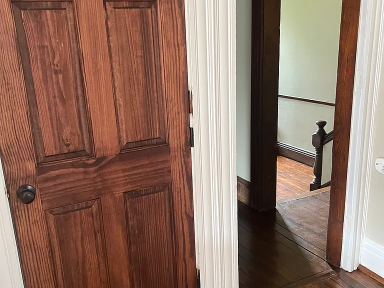 118 E Chemung Pl #B — Photo 17