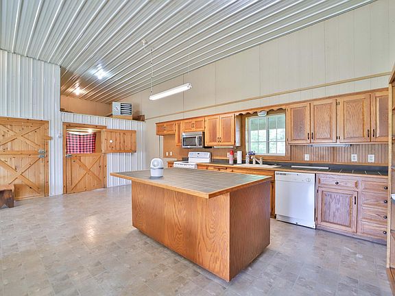 5th image of 8719 State 64 SW