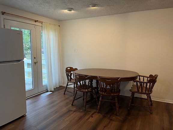 5th image of 4921 Taos Ln
