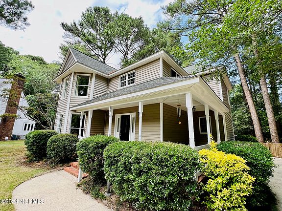 2nd image of 105 Carol Court