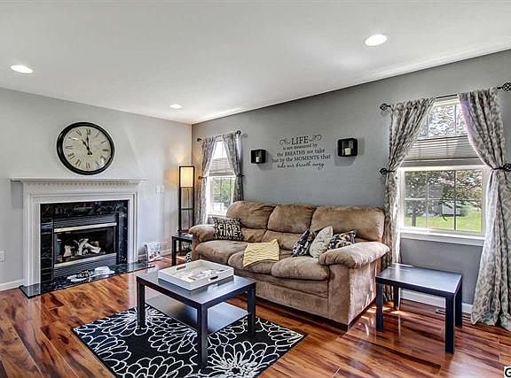 2nd image of 184 Martel Cir