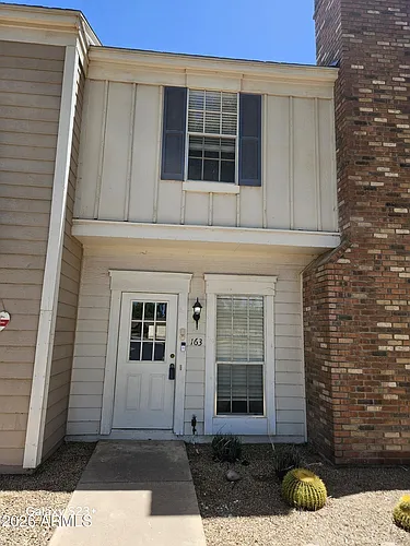 1600 N Saba St Photo 1