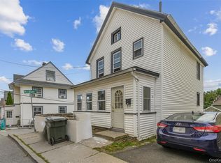 17 Schneider Ave, Highland Falls, NY 10928
