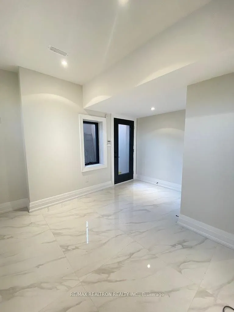 1 bed, $2,550 — Photo 3