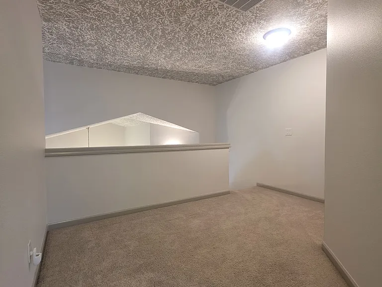 4373 Hearth St NE — Photo 47