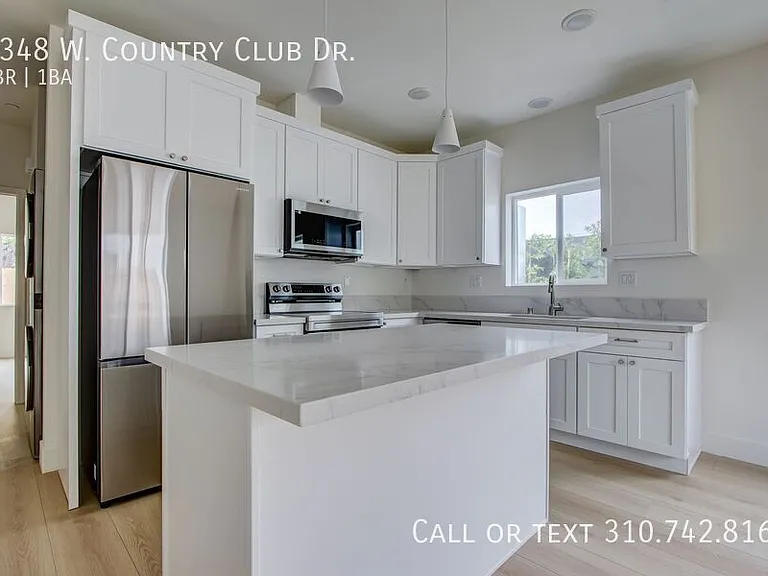4348 W Country Club Dr — Photo 6