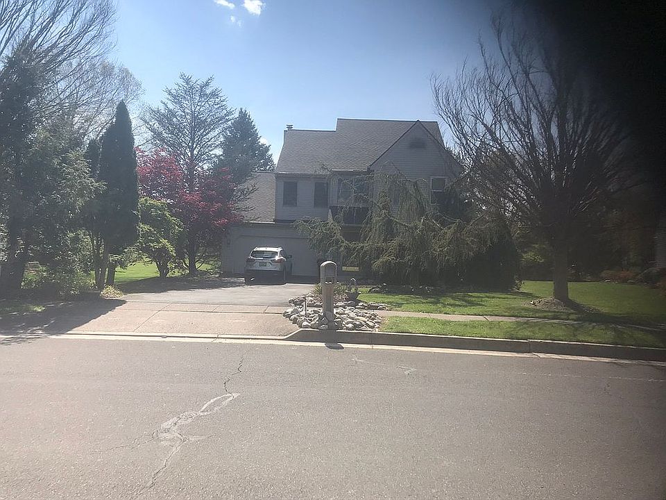 1st image of 23 Opal Ct