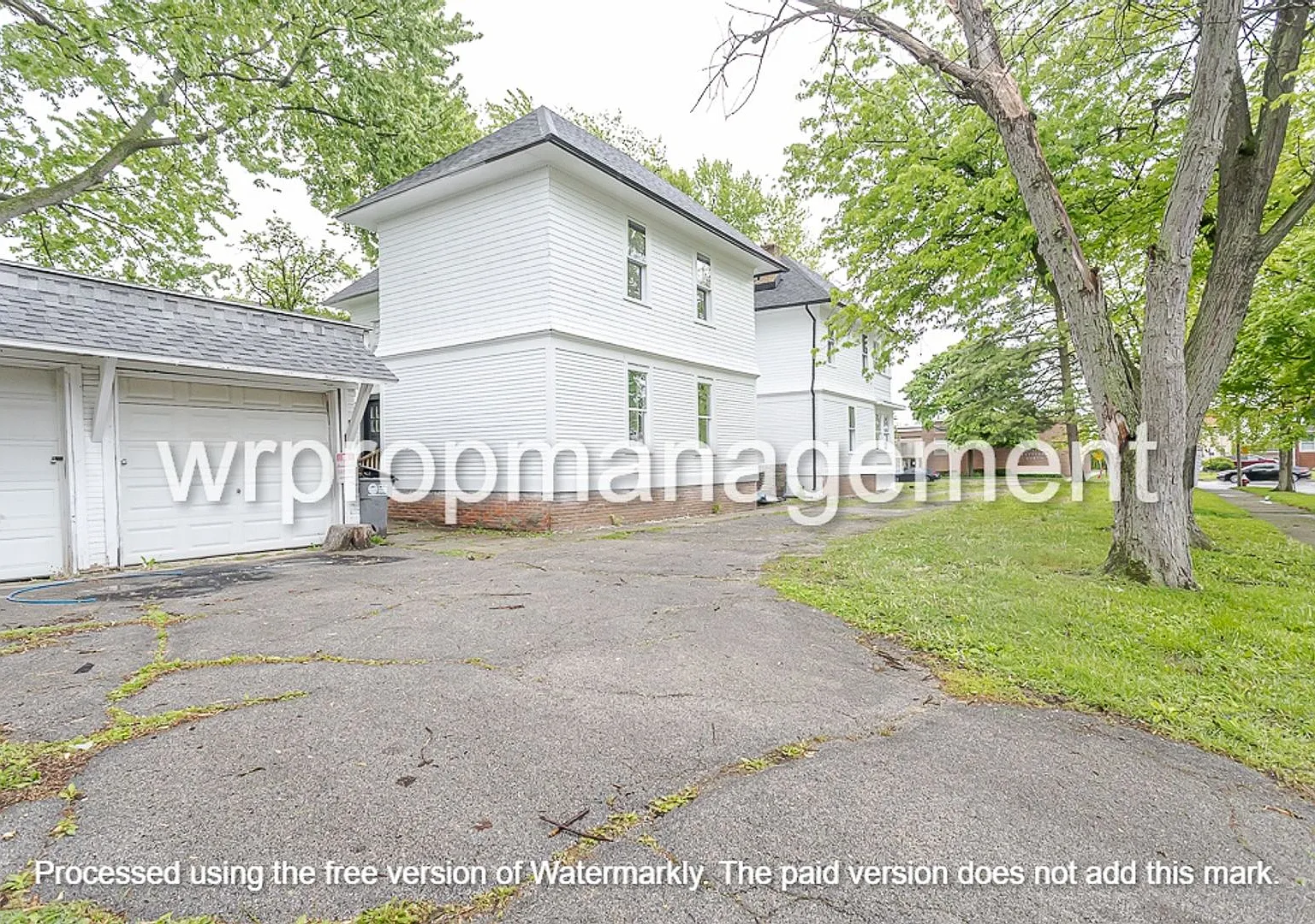 1822 Glendale Ave — Photo 4